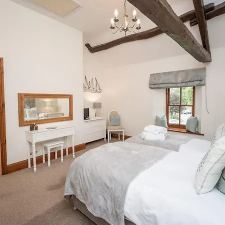 Bridge House 3 * Κέσγουικ