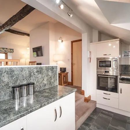 Bridge House 3 * Κέσγουικ